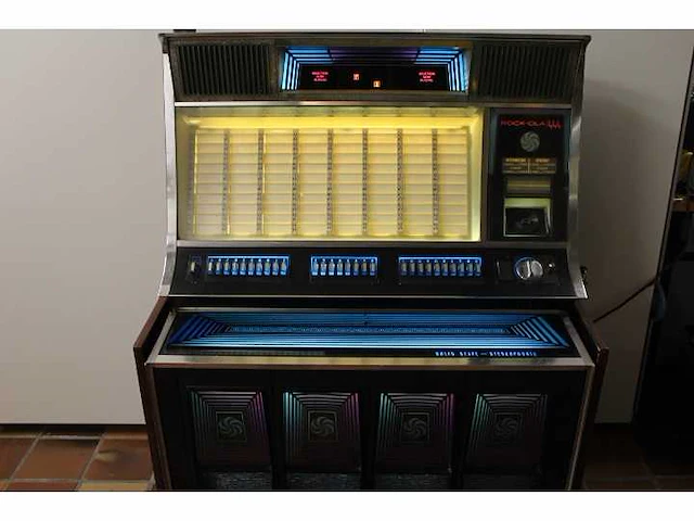 Rock ola - 444 - jukebox - afbeelding 1 van  8