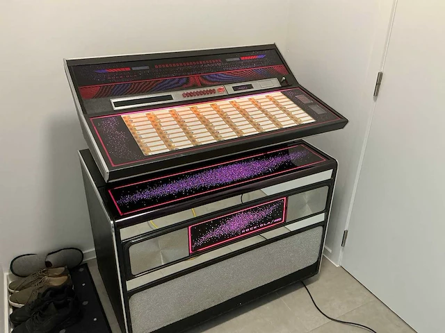 Rock ola 460 jukebox - afbeelding 1 van  9