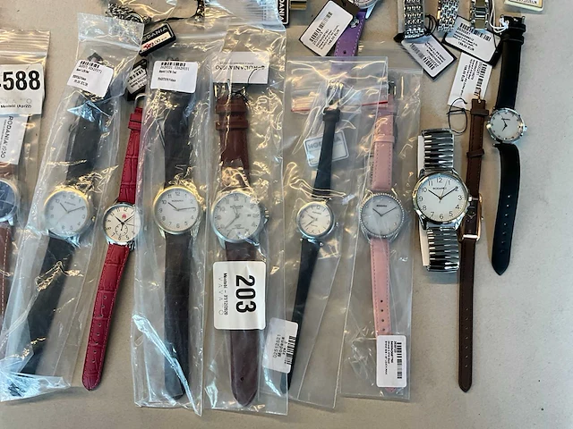 Rodania diverse horloges (50x) - afbeelding 10 van  20