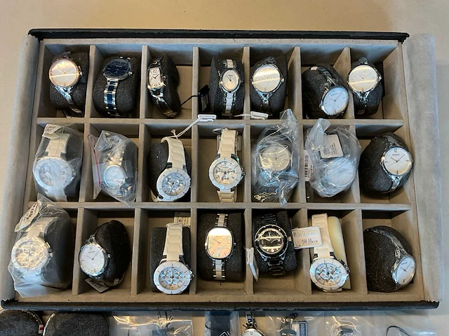 Rodania diverse horloges (50x) - afbeelding 6 van  13