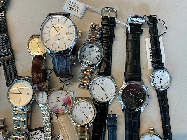 Rodania diverse horloges (50x) - afbeelding 32 van  33