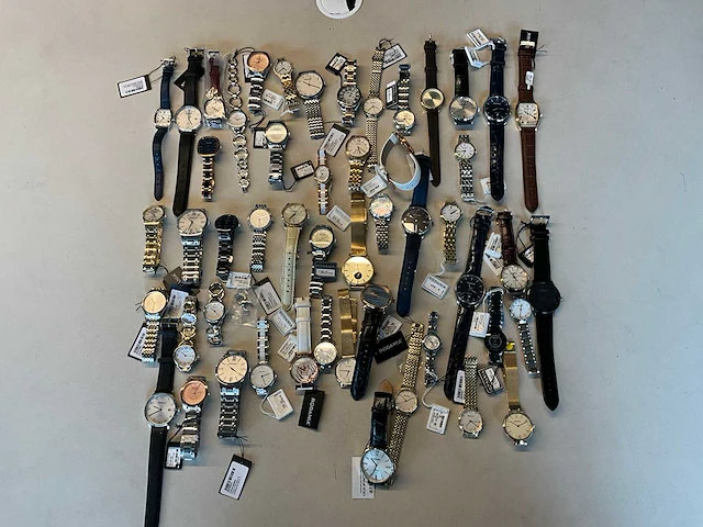 Rodania diverse horloges (50x) - afbeelding 1 van  15