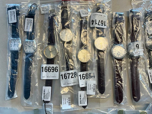 Rodania diverse horloges (50x) - afbeelding 3 van  10