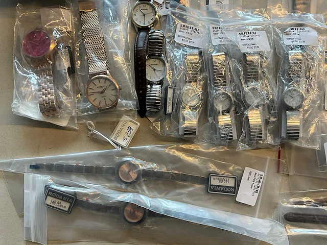 Rodania diverse horloges (50x) - afbeelding 16 van  18