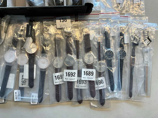 Rodania diverse horloges (50x) - afbeelding 3 van  20