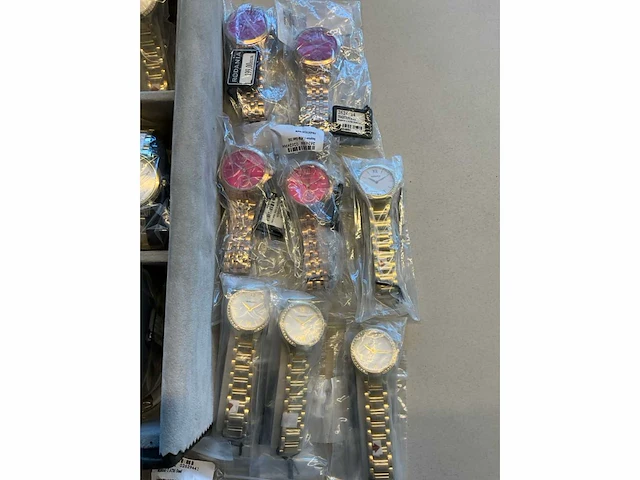 Rodania diverse horloges (50x) - afbeelding 2 van  21