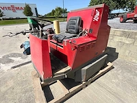 Rode veegmachine om te repareren - afbeelding 8 van  14