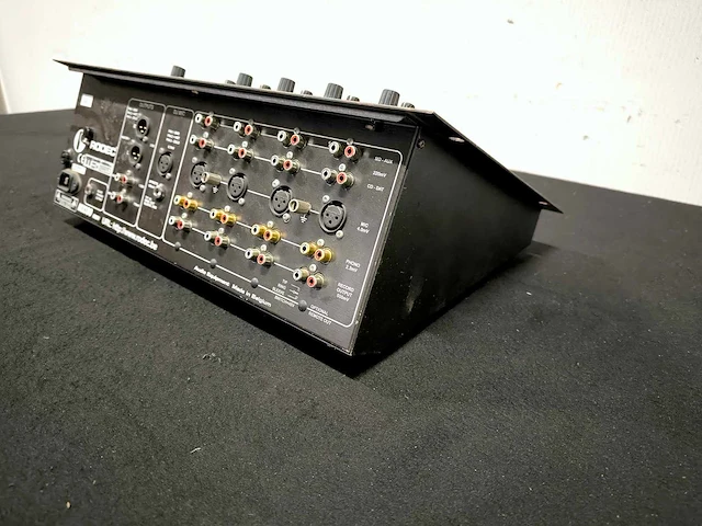 Rodec - mx180 mk3 - dj-mixer - afbeelding 7 van  9