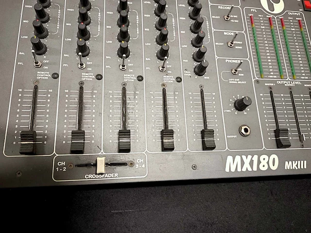 Rodec - mx180 mk3 - dj-mixer - afbeelding 9 van  9
