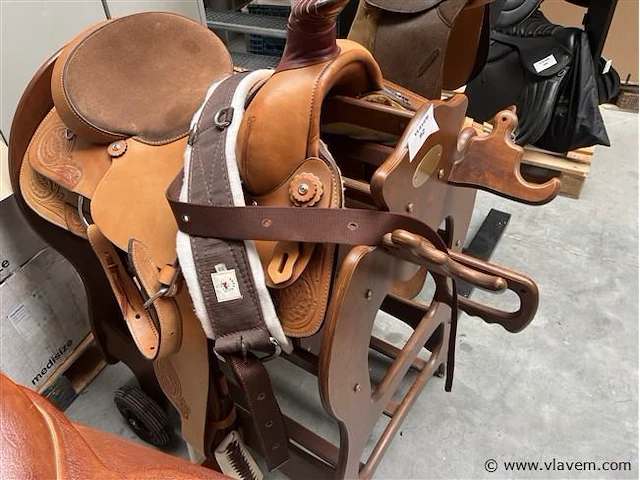 Rodeo zadel met statief - afbeelding 2 van  6