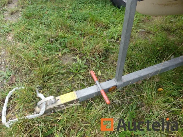 Roeiboot op remoque tabur yak iii - afbeelding 4 van  13