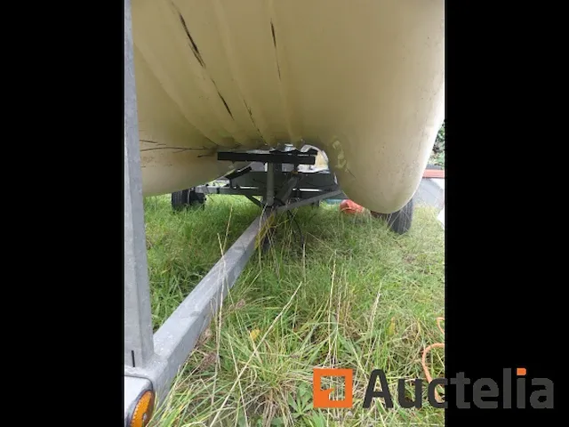 Roeiboot op remoque tabur yak iii - afbeelding 13 van  13