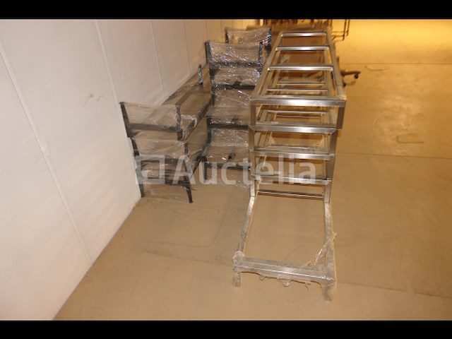 Roestvrijstalen en stalen onderstellen voor meubels - afbeelding 4 van  4