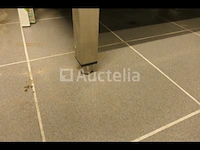 Roestvrijstalen tafel 2 planken - afbeelding 3 van  4