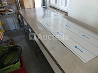 Roestvrijstalen tafel - afbeelding 2 van  6