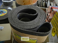 Rol van schuurband, specifiek een norton metalite r227 - afbeelding 2 van  2