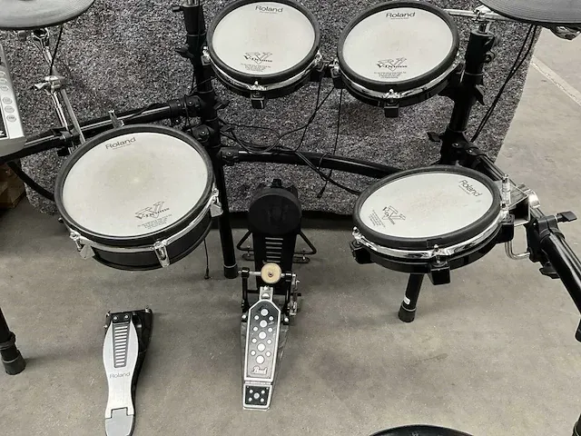 Roland td9 elektronische drumset - afbeelding 2 van  7