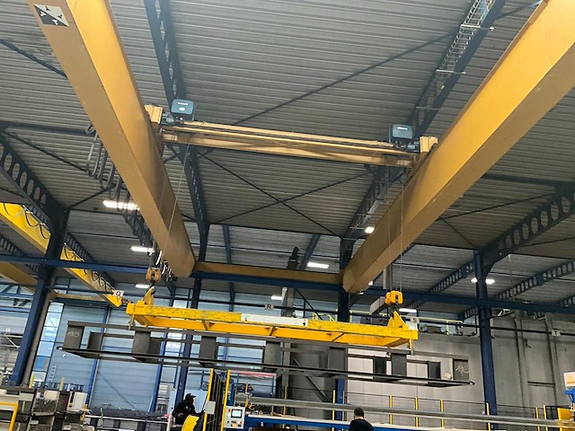 Rolbrug/bovenloophalkraan demag-jamach 2x 2,5 ton - afbeelding 9 van  22