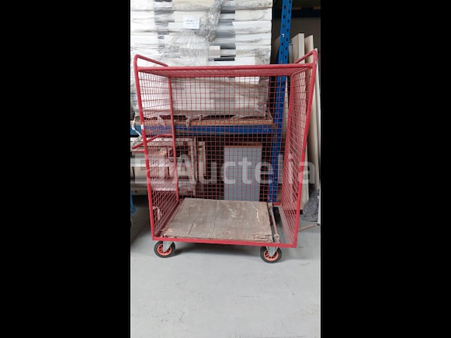 Rolcontainer rood - afbeelding 5 van  5