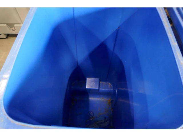 Rolcontainer - afbeelding 2 van  3