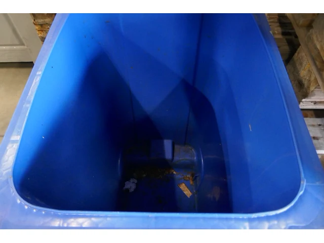 Rolcontainer - afbeelding 2 van  3