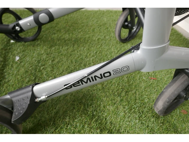 Rollator gemino + vloervantilator - afbeelding 6 van  7