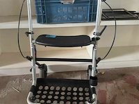 Rollator - afbeelding 1 van  3