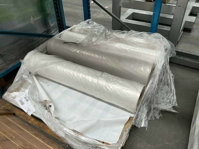 Rollen polyethyleen transparant (32x) - afbeelding 4 van  6