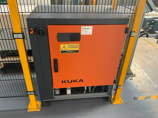 Rollenhandelinginstallatie jurgens met robot kuka kr 150 - afbeelding 101 van  113