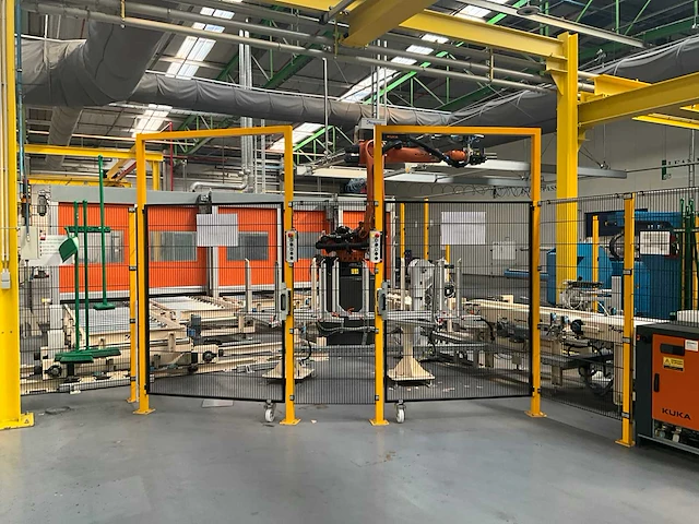 Rollenhandelinginstallatie jurgens met robot kuka kr 150 - afbeelding 113 van  113