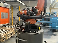 Rollenhandelinginstallatie jurgens met robot kuka kr 150 - afbeelding 13 van  113