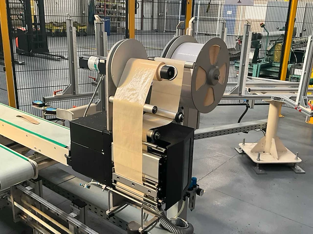 Rollenhandelinginstallatie jurgens met robot kuka kr 150 - afbeelding 26 van  113