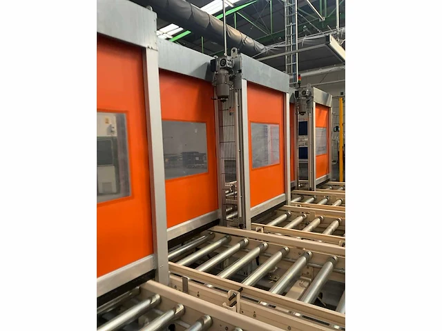 Rollenhandelinginstallatie jurgens met robot kuka kr 150 - afbeelding 61 van  113