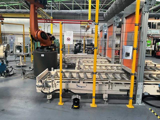 Rollenhandelinginstallatie jurgens met robot kuka kr 150 - afbeelding 67 van  113