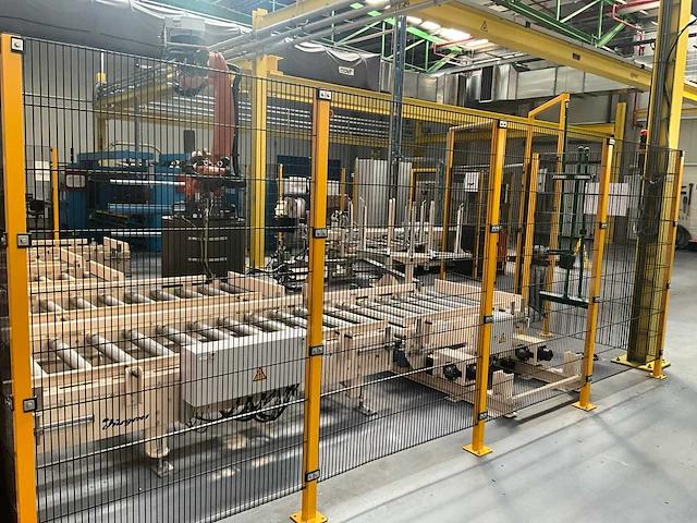 Rollenhandelinginstallatie jurgens met robot kuka kr 150 - afbeelding 91 van  113