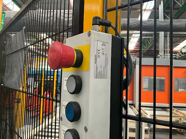 Rollenhandelinginstallatie jurgens met robot kuka kr 150 - afbeelding 98 van  113
