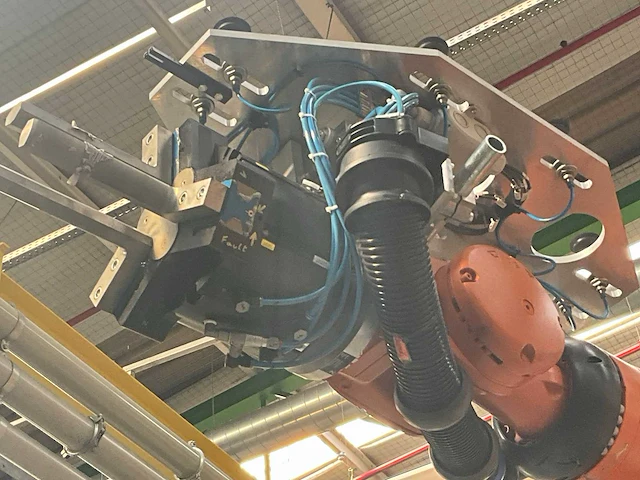 Rollenhandelinginstallatie jurgens met robot kuka kr 150 - afbeelding 9 van  113