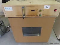 Rolling thin film oven