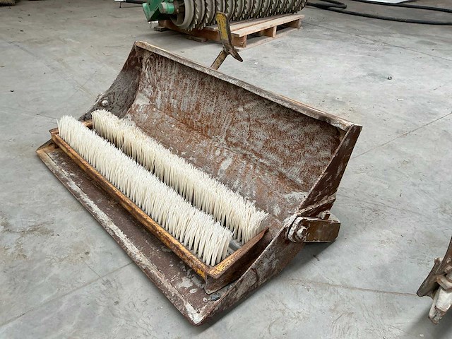 Rollmops + schep en borstel - afbeelding 2 van  11