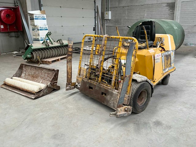 Rollmops + schep en borstel - afbeelding 1 van  11