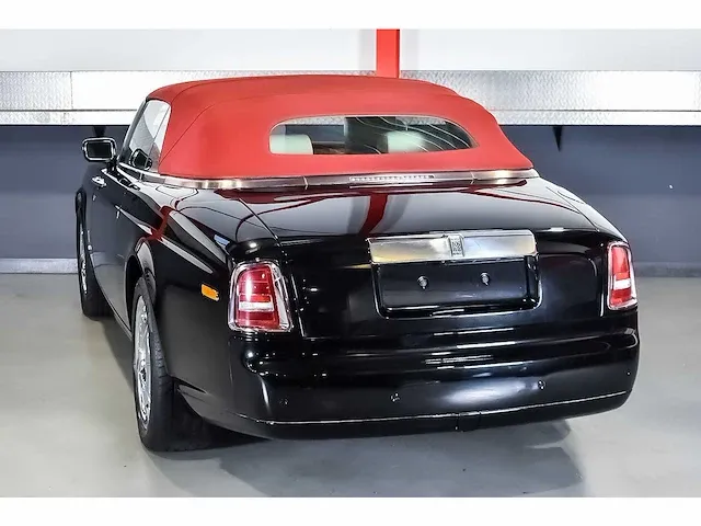 Rolls royce phantom drophead coupe 6,75l v12 - 2008 - afbeelding 9 van  54