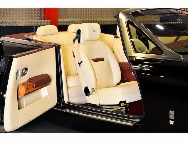 Rolls royce phantom drophead coupe 6,75l v12 - 2008 - afbeelding 35 van  54