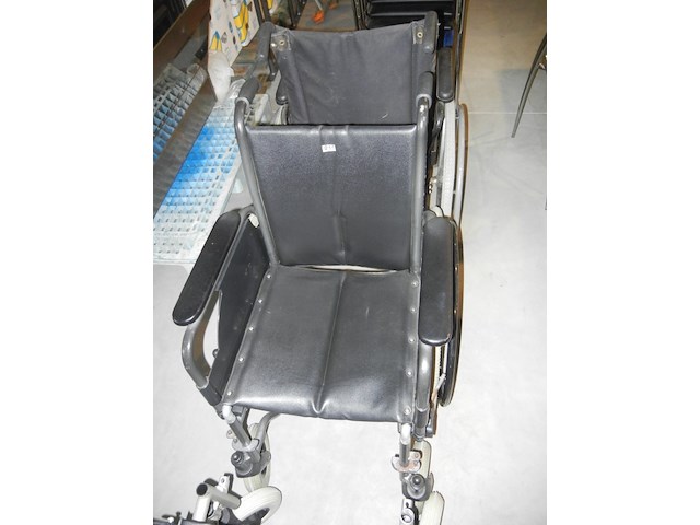 Rollstoel - afbeelding 1 van  1