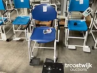 Rolstoel met weegfunctie - afbeelding 2 van  4