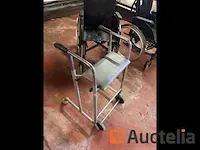 Rolstoelen en rollator - afbeelding 3 van  5