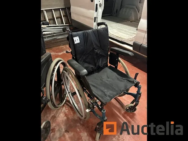 Rolstoelen en rollator - afbeelding 4 van  5