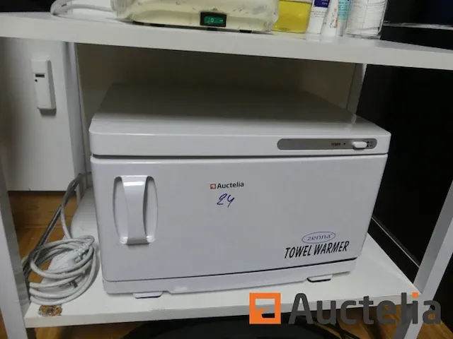 Roltafel en inhoud: massagesteenverwarming, handdoekwarmer,... - afbeelding 2 van  7