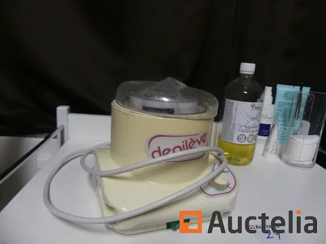 Roltafel en inhoud: massagesteenverwarming, handdoekwarmer,... - afbeelding 4 van  7