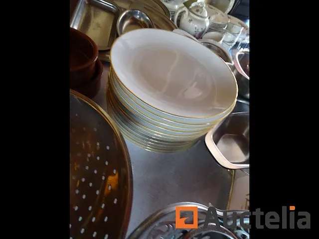 Roltafel op wielen, tafel, glazen, plat - afbeelding 9 van  27
