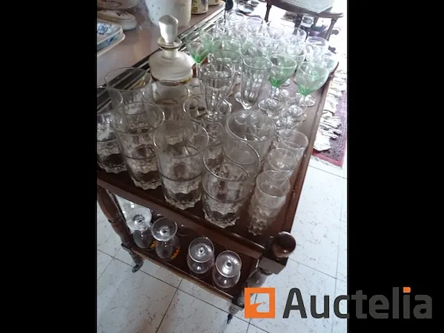 Roltafel op wielen, tafel, glazen, plat - afbeelding 19 van  27